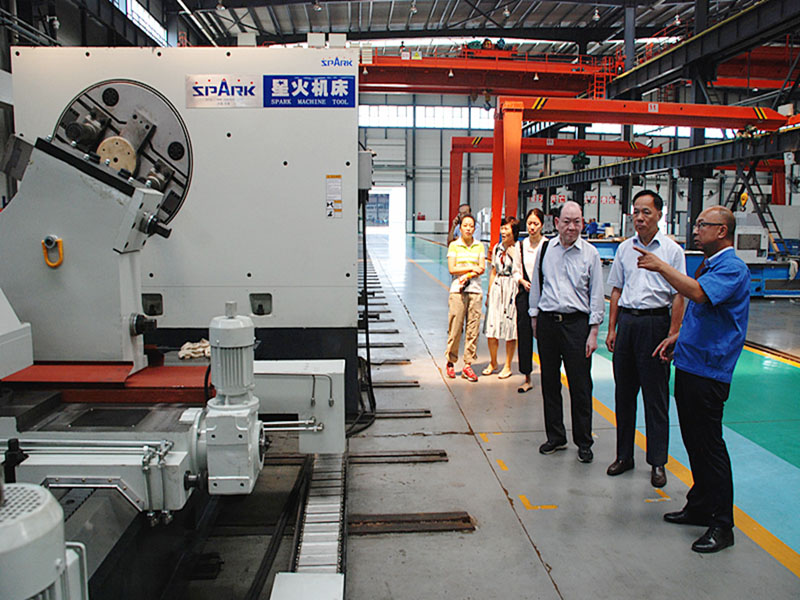 廣東省有色金屬行業協會來星火機床公司參觀考察