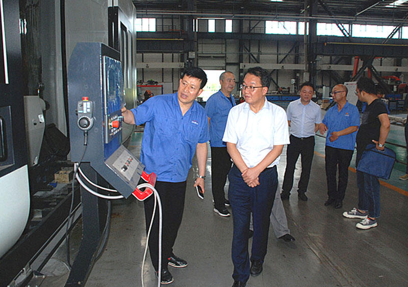 天水市委常委 副市長景丹一行來星火公司調(diào)研