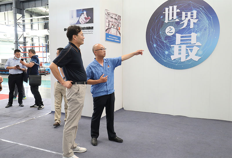 天水師院領導來星火公司參觀考察