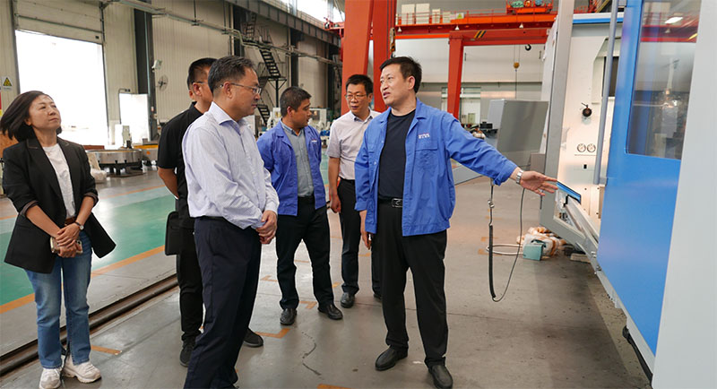 蘭州城市學(xué)院領(lǐng)導(dǎo)一行來星火機(jī)床公司開展訪企拓崗促就業(yè)專項(xiàng)行動