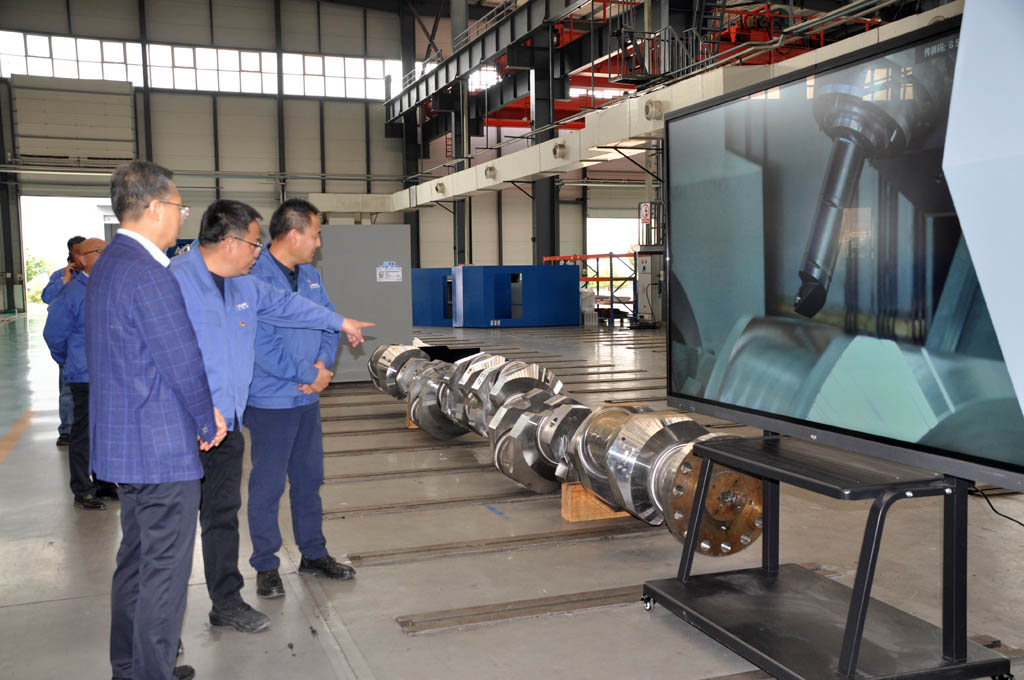 甘肅國投集團董事長成廣平一行蒞臨星火數控調研