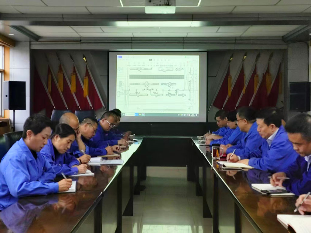 星火數控公司召開大重型高檔數控機床研發及產業化項目推進會